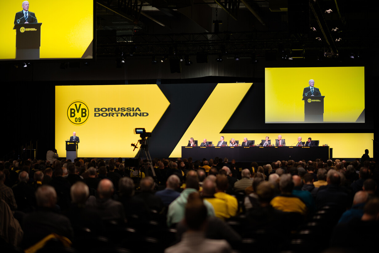 satis&fy | Borussia Dortmund Mitgliederversammlung