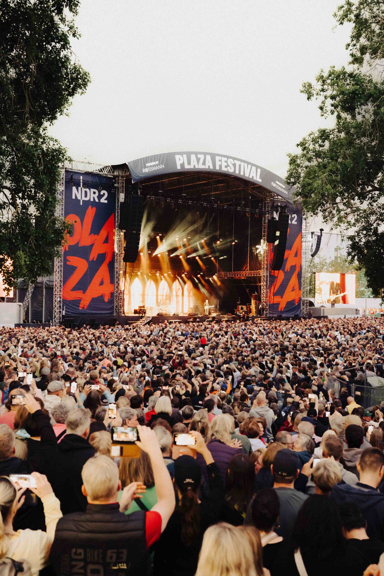 Plaza-Festial-2025_Hannover-Concerts_Plaza 25- Viel Liebe-62