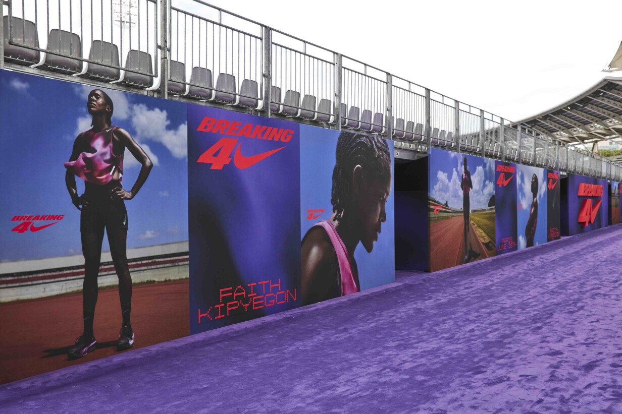 25022BD_NIKE Breaking4_223A8527
